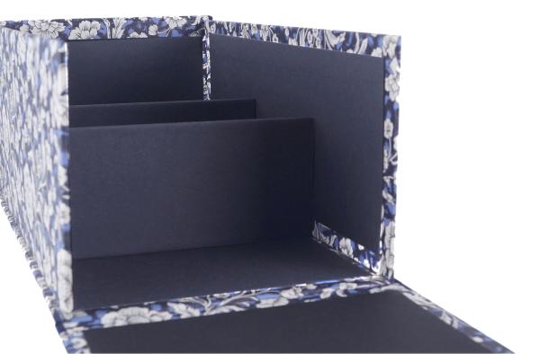 Open box with three compartments, high partitions, black inside, front can be opened completely